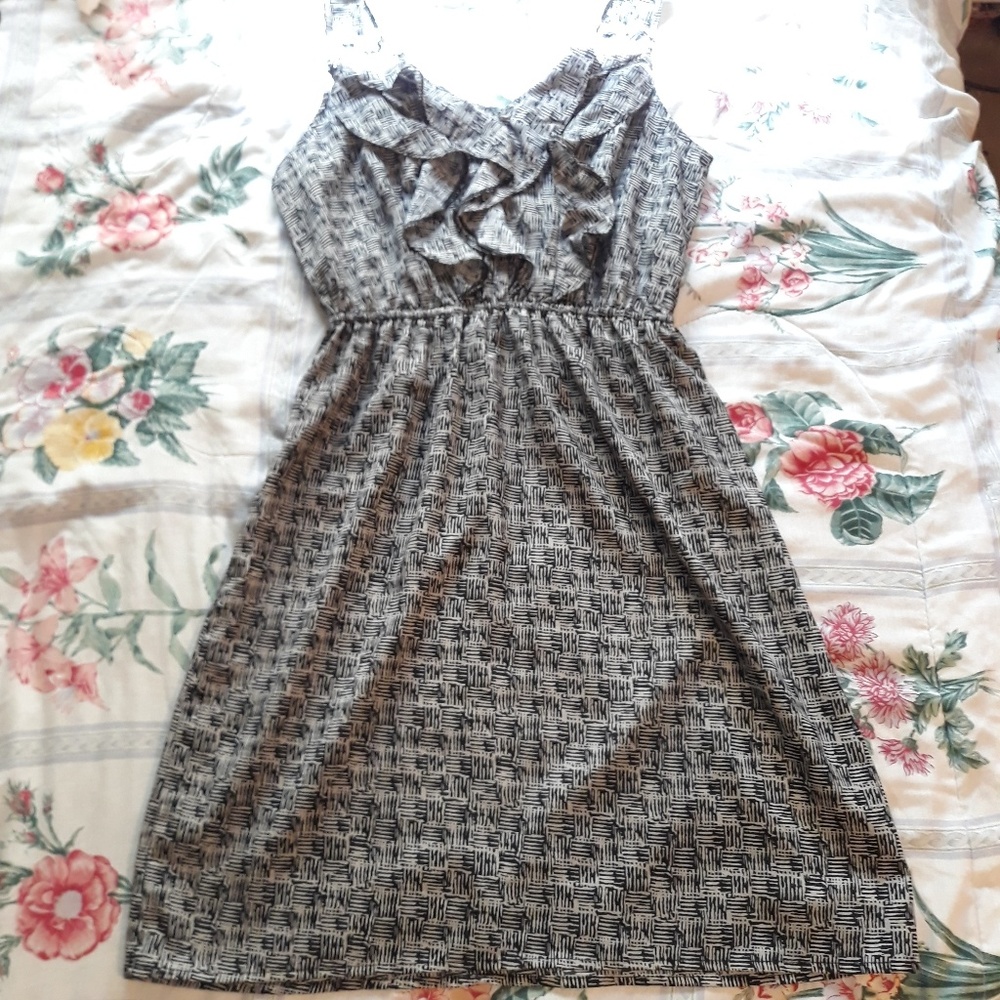 Mossino Ruffle Dress